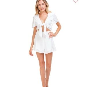 NWT Show Me Your MuMu Riviera Romper 
L